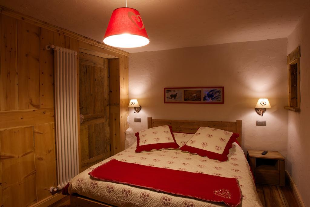 Maison Peroulaz Charvensod Szoba fotó