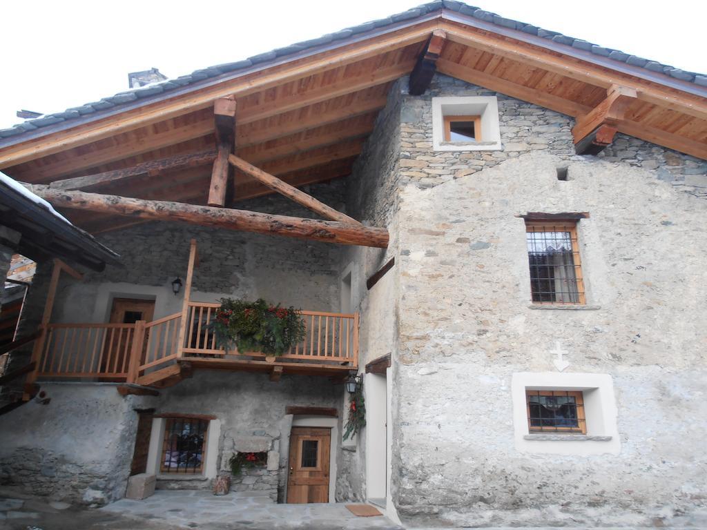 Maison Peroulaz Charvensod Szoba fotó